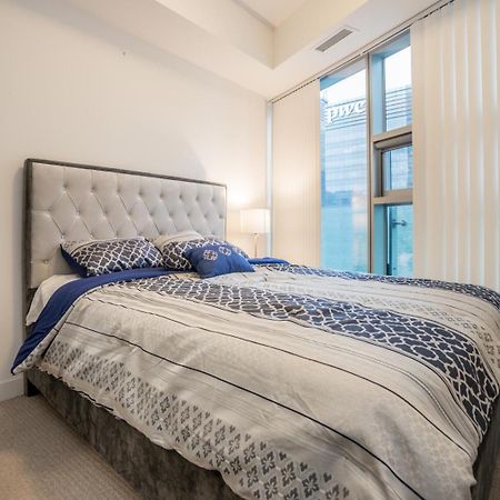 Aaira Suites Toronto Dış mekan fotoğraf