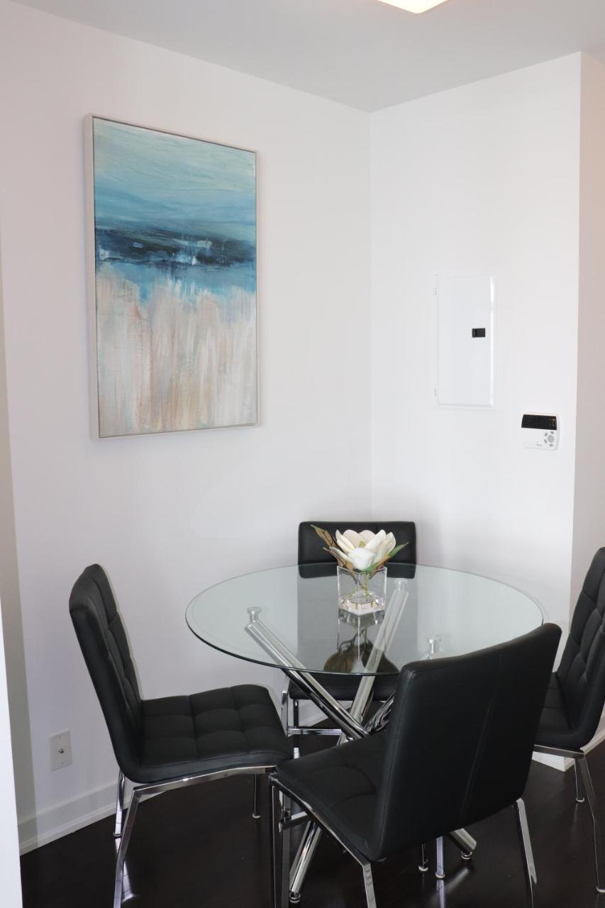 Aaira Suites Toronto Dış mekan fotoğraf