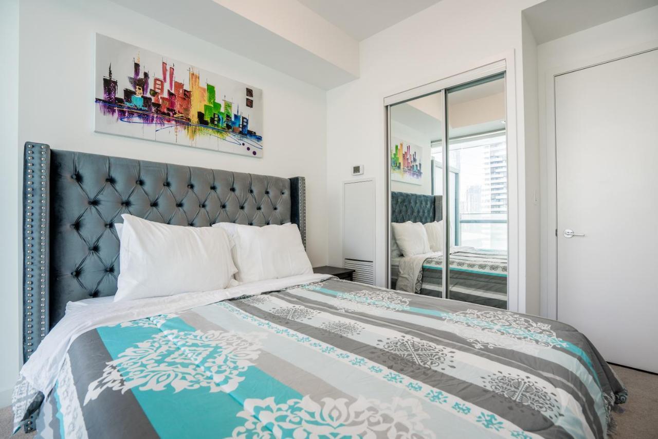 Aaira Suites Toronto Dış mekan fotoğraf