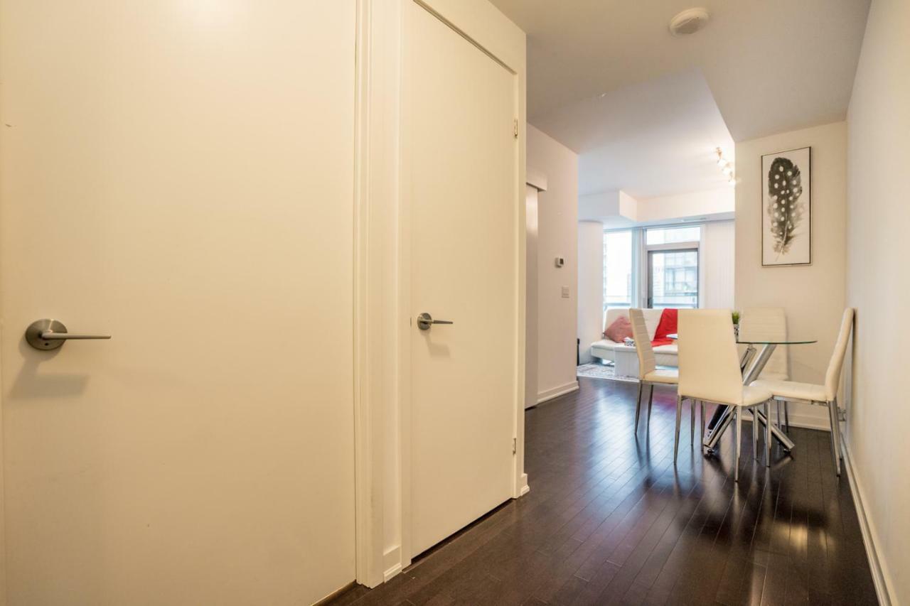 Aaira Suites Toronto Dış mekan fotoğraf