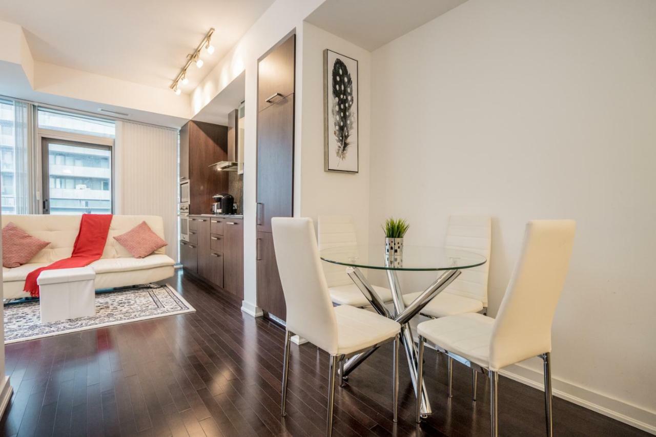 Aaira Suites Toronto Dış mekan fotoğraf