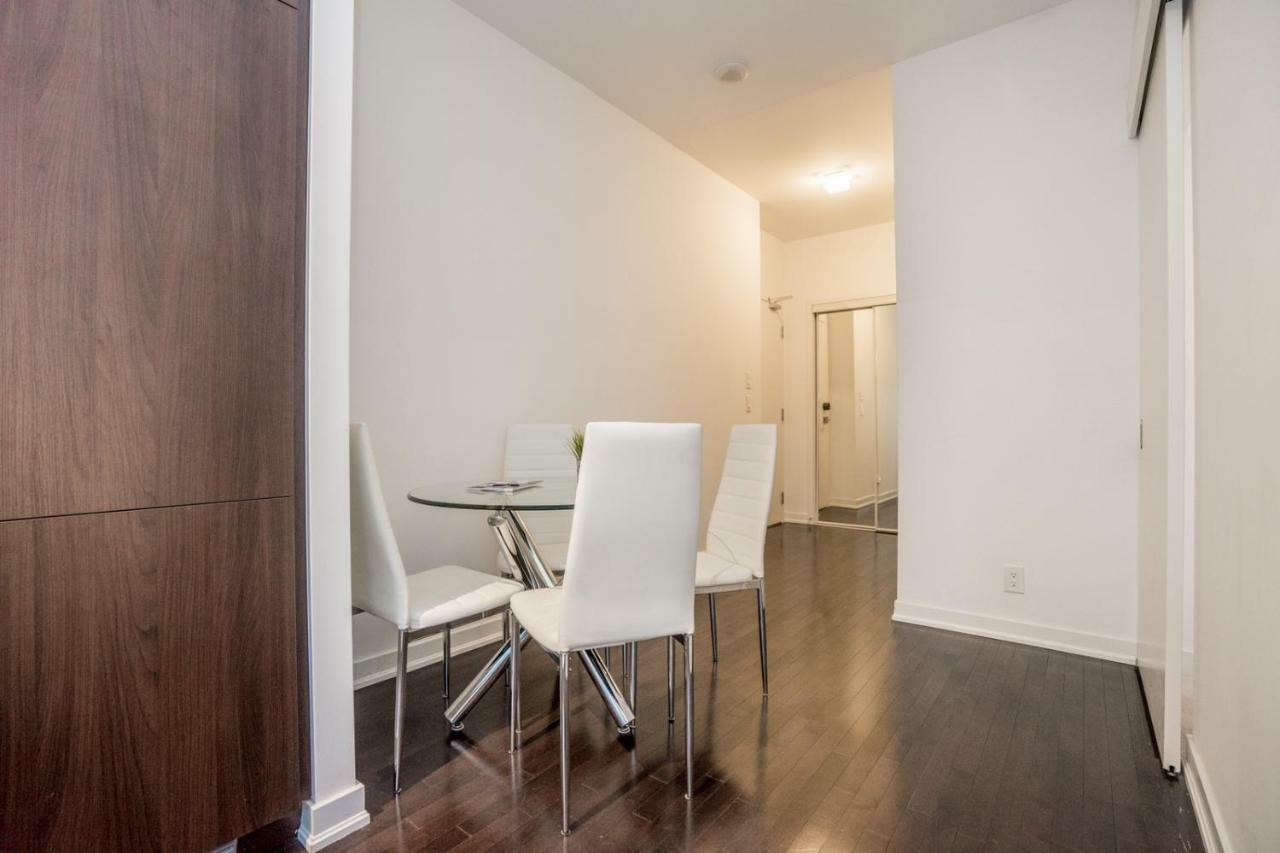 Aaira Suites Toronto Dış mekan fotoğraf