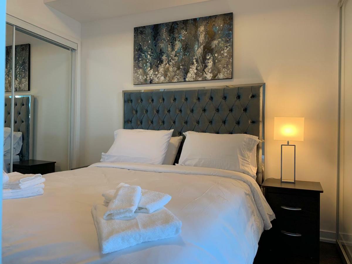 Aaira Suites Toronto Dış mekan fotoğraf