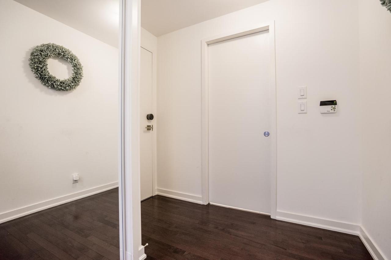 Aaira Suites Toronto Dış mekan fotoğraf