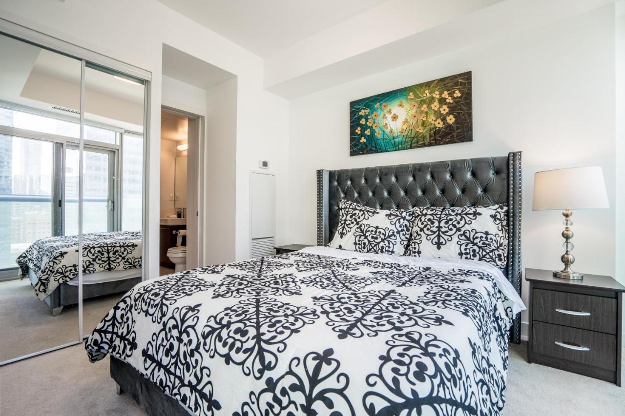 Aaira Suites Toronto Dış mekan fotoğraf